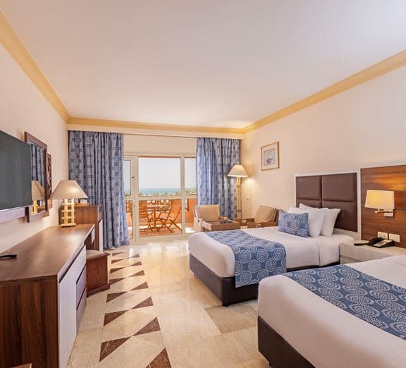 DELUXE SEA VIEW ROOM Номера