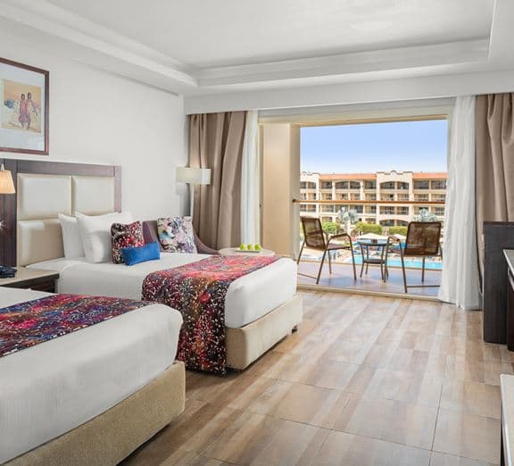 DELUXE ROOM SEA VIEW Номера