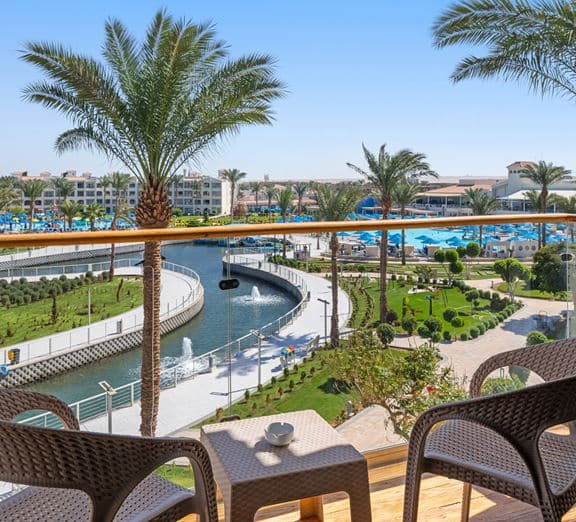 ROOM SUPERIOR POOL VIEW Номера
