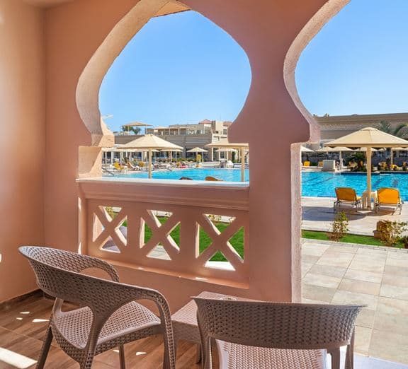 ROOM STANDARD POOL VIEW Номера