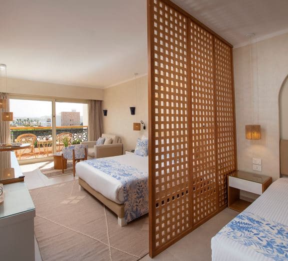 DELUXE ROOM Номера