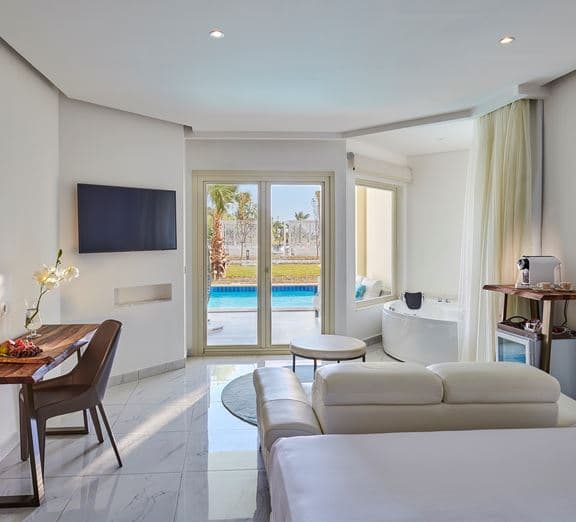 Swim-up Suite Номера