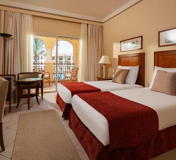 ROOM SUPERIOR POOL / SEA  VIEW Номера