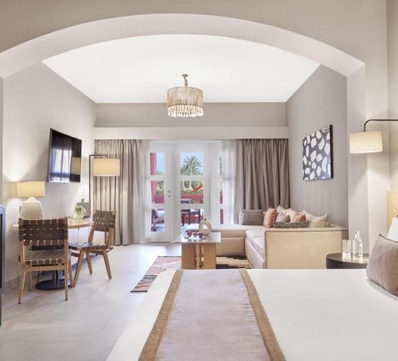 JUNIOR SUITE Номера