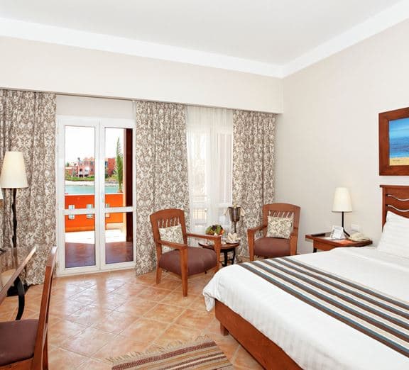Room Premium Garden View Номера