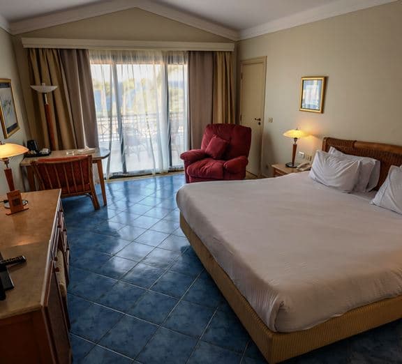 SUPERIOR SEA VIEW ROOM Номера