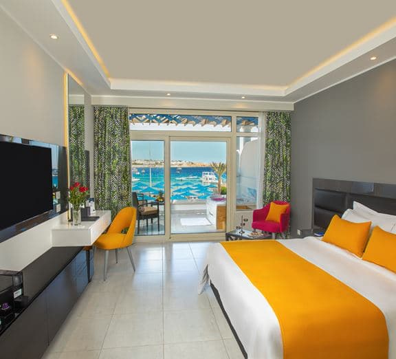 Deluxe Jacuzzi Beach Front Номера