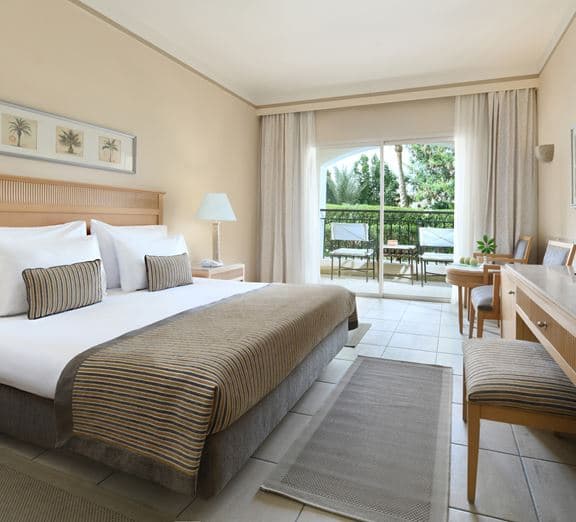SUPERIOR ROOM GARDEN VIEW Номера