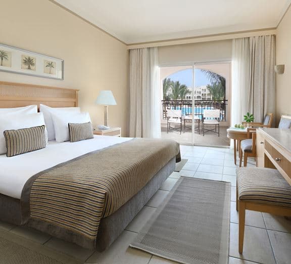 ROOM SUPERIOR POOL VIEW Номера