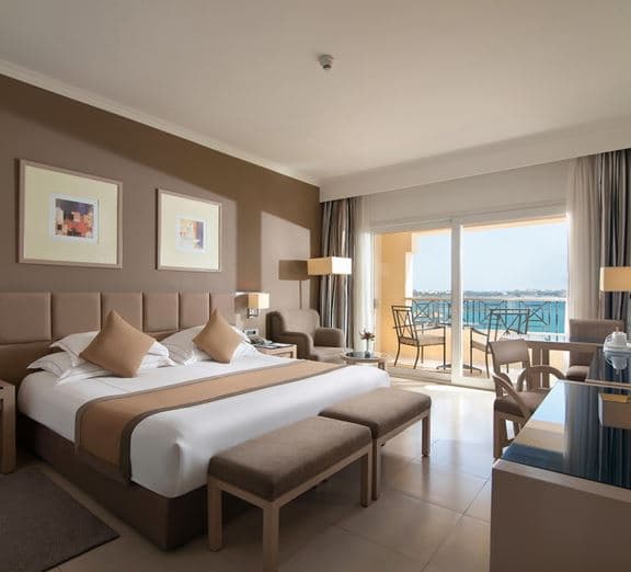 ROOM PREMIUM DELUXE BEACH FRONT Номера