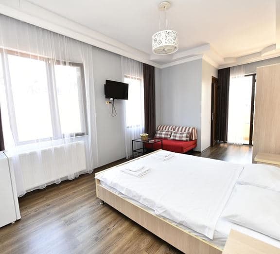 STANDART DBL WITH BALCONY Номера