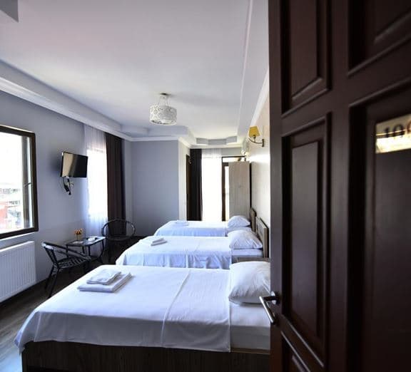 STANDART TRPL WITH BALCONY Номера