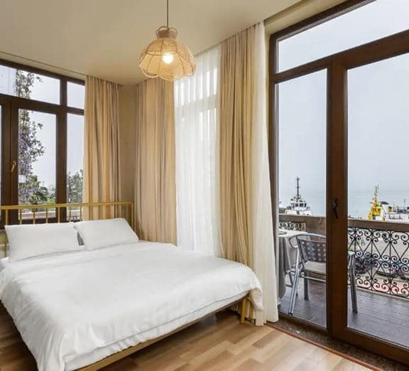 DELUXE SEA VIEW BALCONY Номера