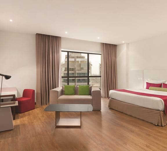 DELUXE ROOM CITY VIEW (KING/TWIN) Номера