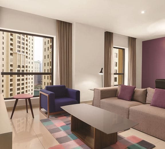 1-BEDROOM KING SUITE CITY VIEW Номера