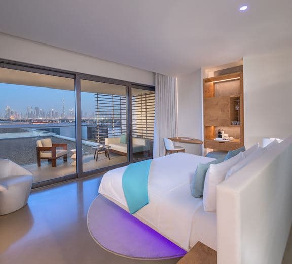 Covet Skyline View Room Номера