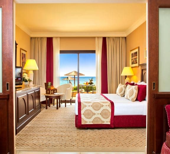 Deluxe Room Side Sea View Номера