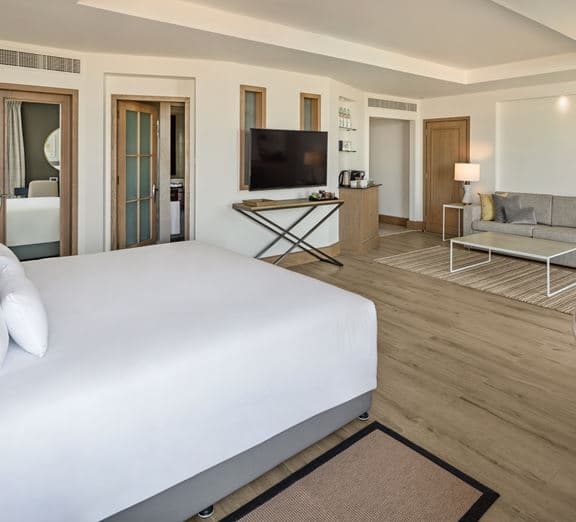 Resort View Junior Suite Номера