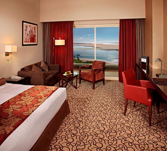 SEA VIEW ROOM WITH BALCONY Номера