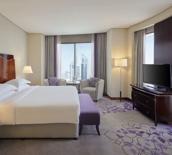 LARGE CORNER ROOM Номера