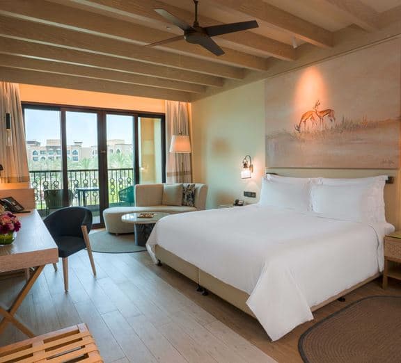 Guest Room with Balcony Номера
