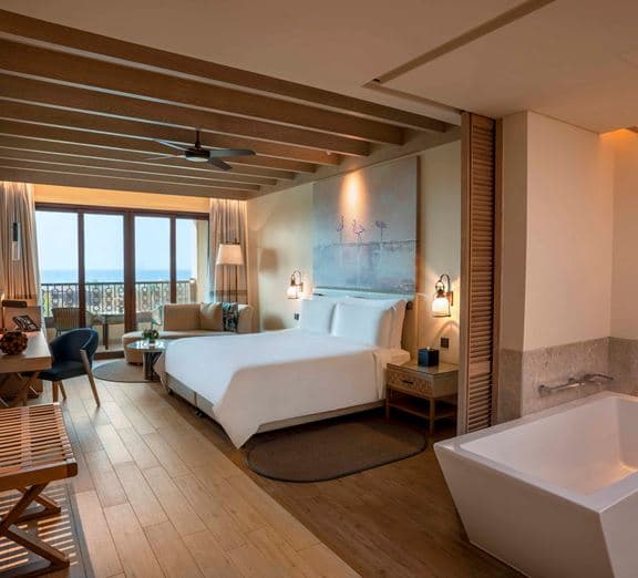 Sea View Room with Balcony Номера