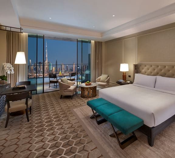 DELUXE SKYLINE VIEW ROOM Номера
