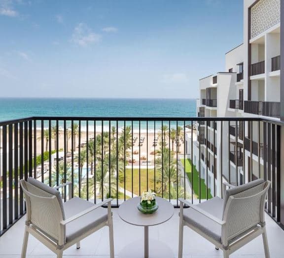 Deluxe Room Ocean View Номера