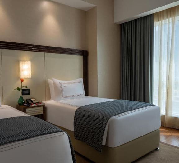 Deluxe Room Marina View Twin Номера