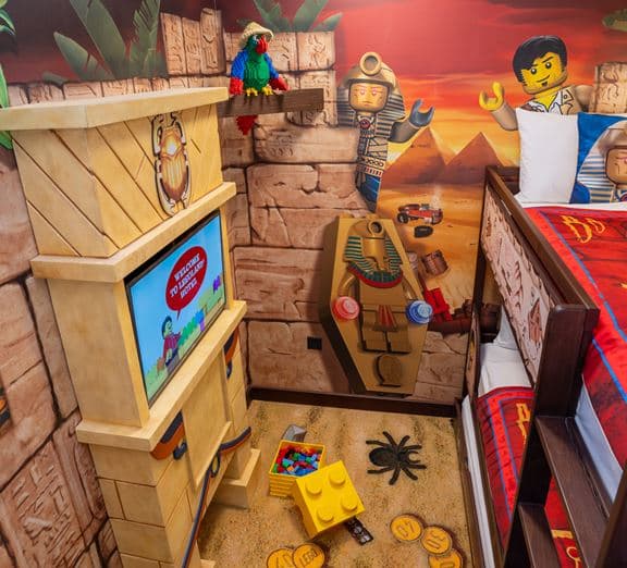 Run of the house (Themed Room) Номера