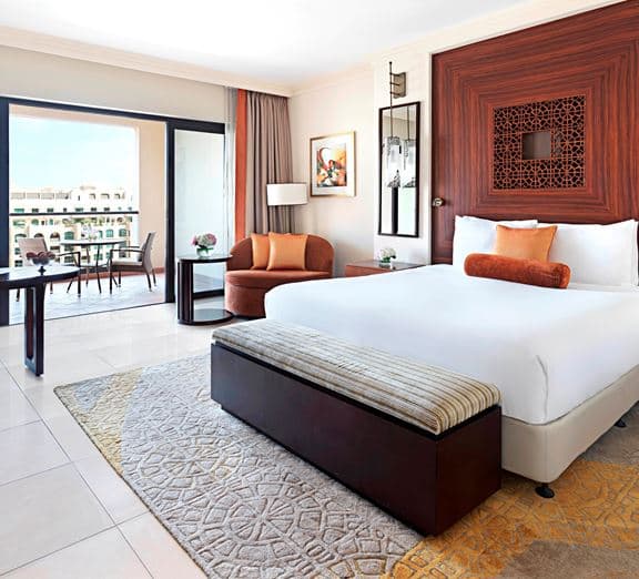 Fairmont Heritage Room King City View Номера