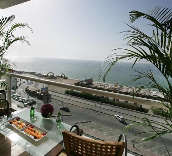 Deluxe Sea View Номера