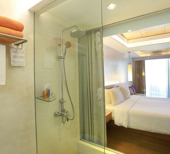 BEYOND DELUXE SEA VIEW Номера