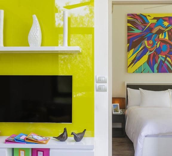 1 BEDROOM SUITE  CHILD SHARING BED Номера