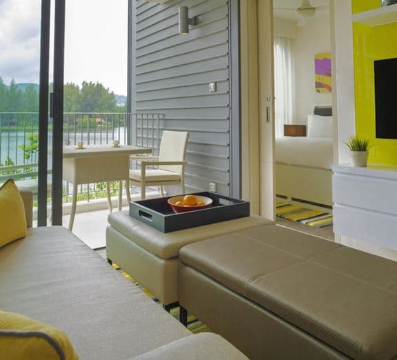1 BEDROOM SUITE WATER Номера