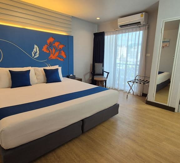 DELUXE ROOM Номера