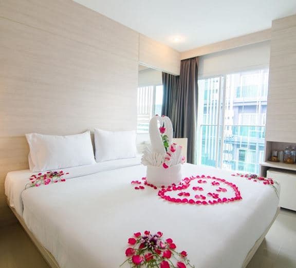 DELUXE ROOM Номера