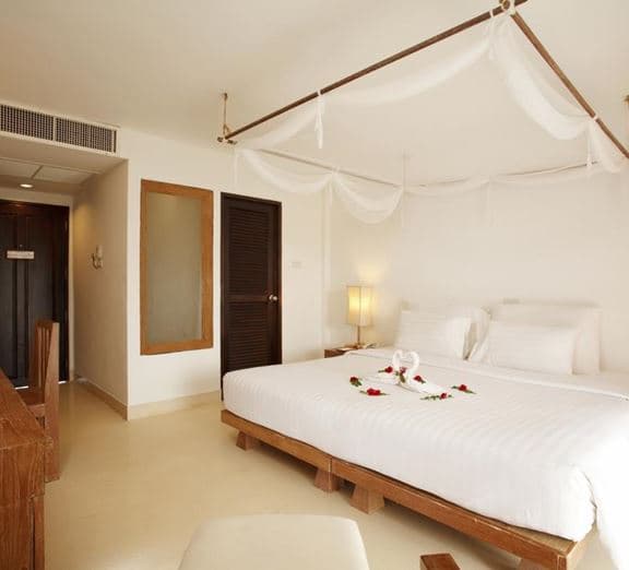 DELUXE ROOM Номера