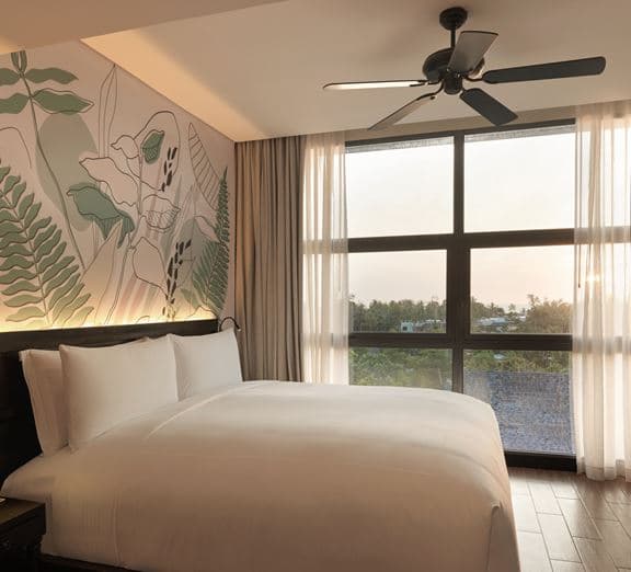 Deluxe Mai Khao Suite Номера