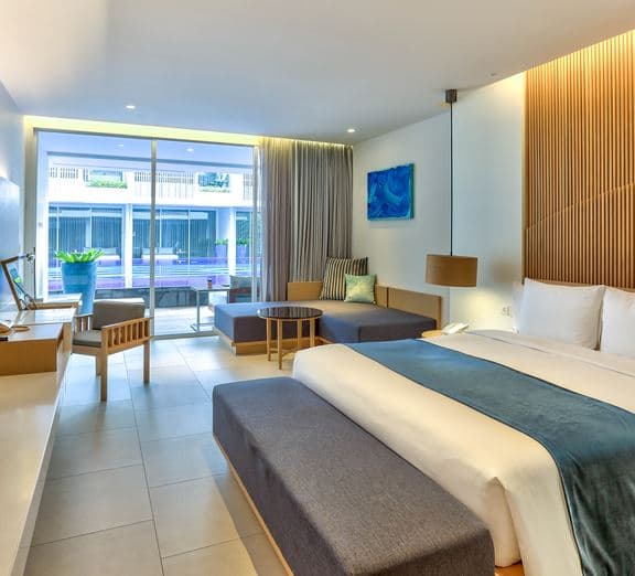 Deluxe Room Pool Access Номера
