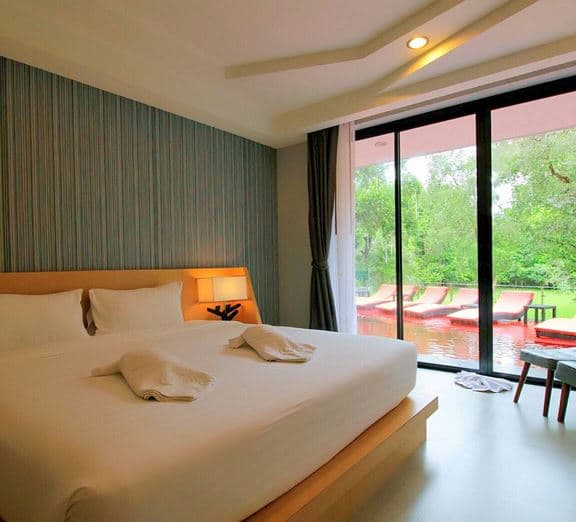 Pool Access Room Номера