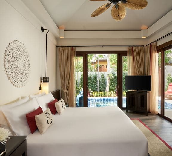 Villa with Private Pool Номера