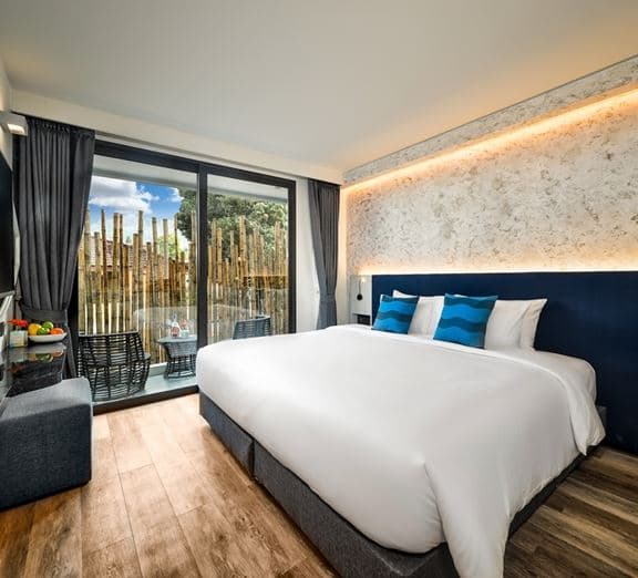 SUPERIOR WITH BALCONY Номера