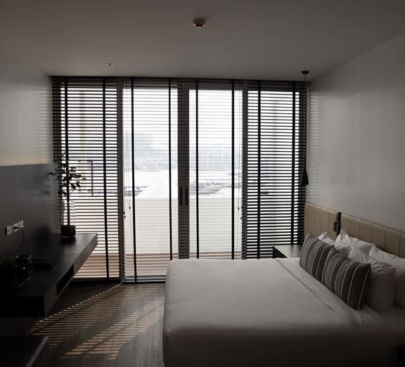 LILIT RIVERFRONT SUITE A Номера