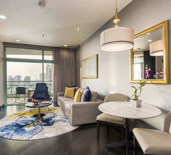 One Bedroom Skyline Suite Номера