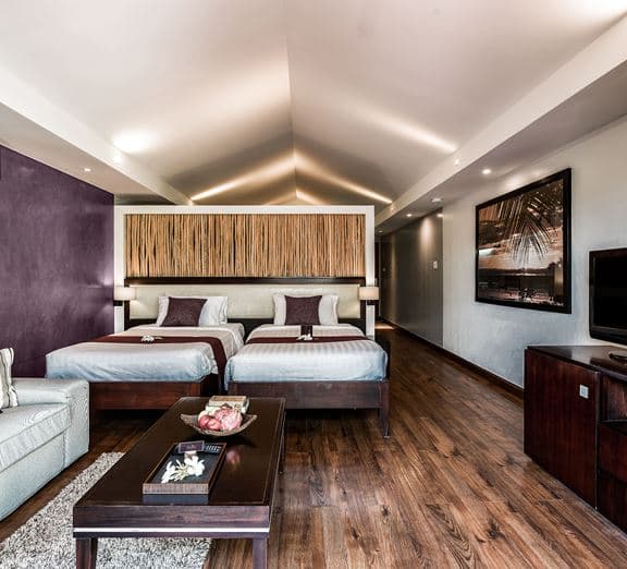 Deluxe Suites Номера