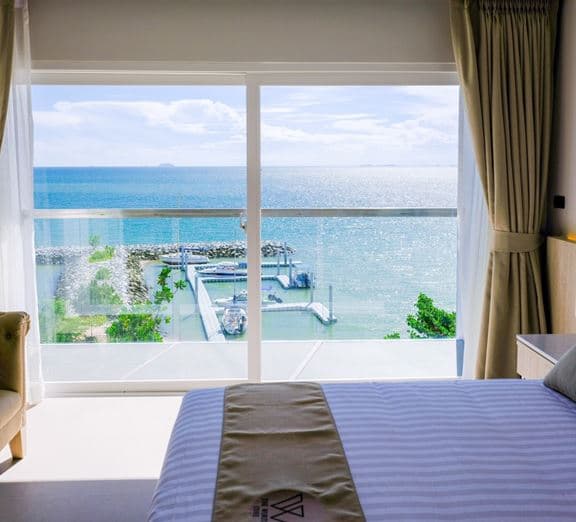 Deluxe Double Seaview Номера