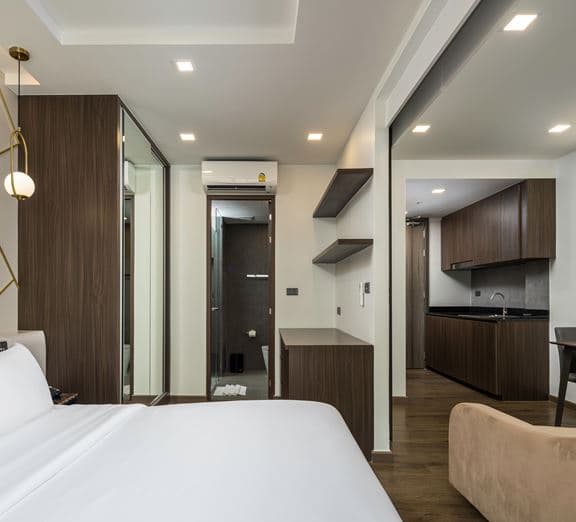 Premier Room king bed Номера