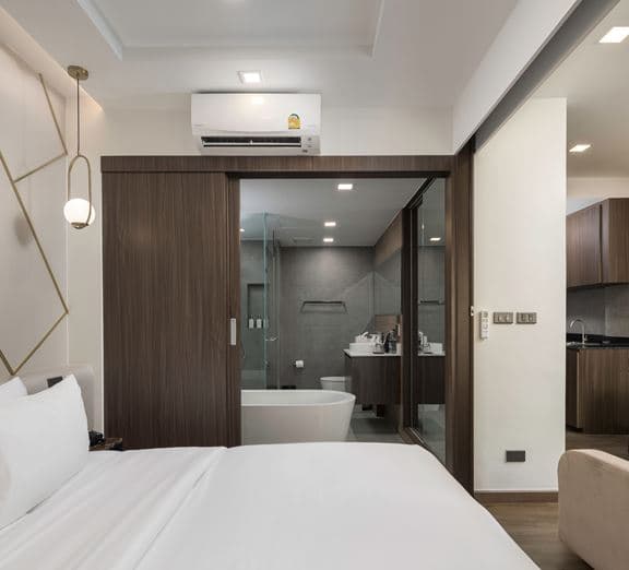 Premier Room with Bathtub Номера
