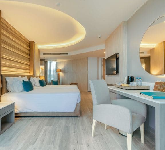 Deluxe Corner Room Номера